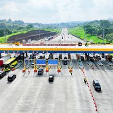 Gegara Kurang Saldo E-Toll, 21 Ribu Kendaraan Sebabkan Antrean di Gerbang Tol