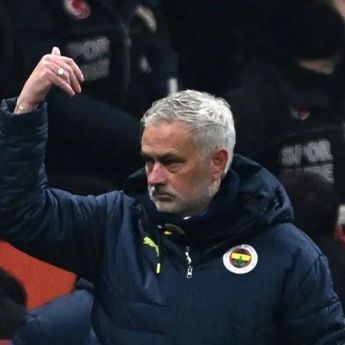 Jose Mourinho Bersama Benfica Tutup Musim Tanpa Kekalahan