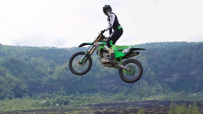 Diva Ismayana, crosser muda asal Indonesia yang akan tampil di Jepang <b>(dok Kawasaki)</b>