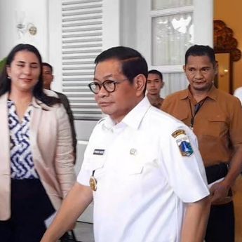 Pramono Tegaskan Belum Ada Rencana Kenaikan Tarif Parkir di Jakarta