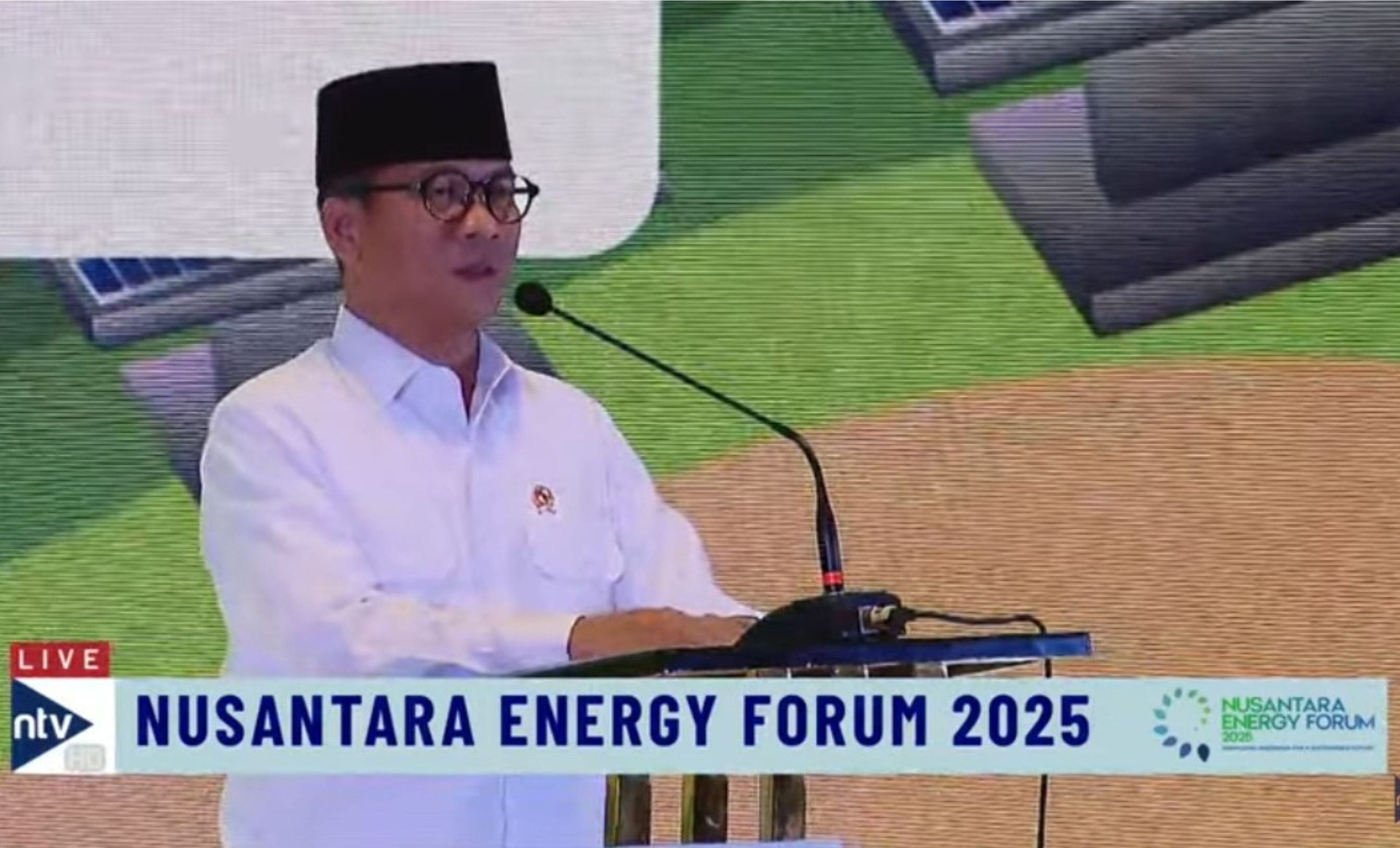 Menteri Desa dan Pembangunan Daerah Tertinggal Yandri Susanto di acara Nusantara Energy Forum 2025 di Ballrom NT Tower, Jakarta Timur, Rabu, 20 Agustus 2025. <b>(Nusantara TV)</b>