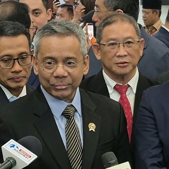 Terpopuler: Hoaks! Suahasil Nazara Terlibat Korupsi, BGN Suspend 1.276 SPPG