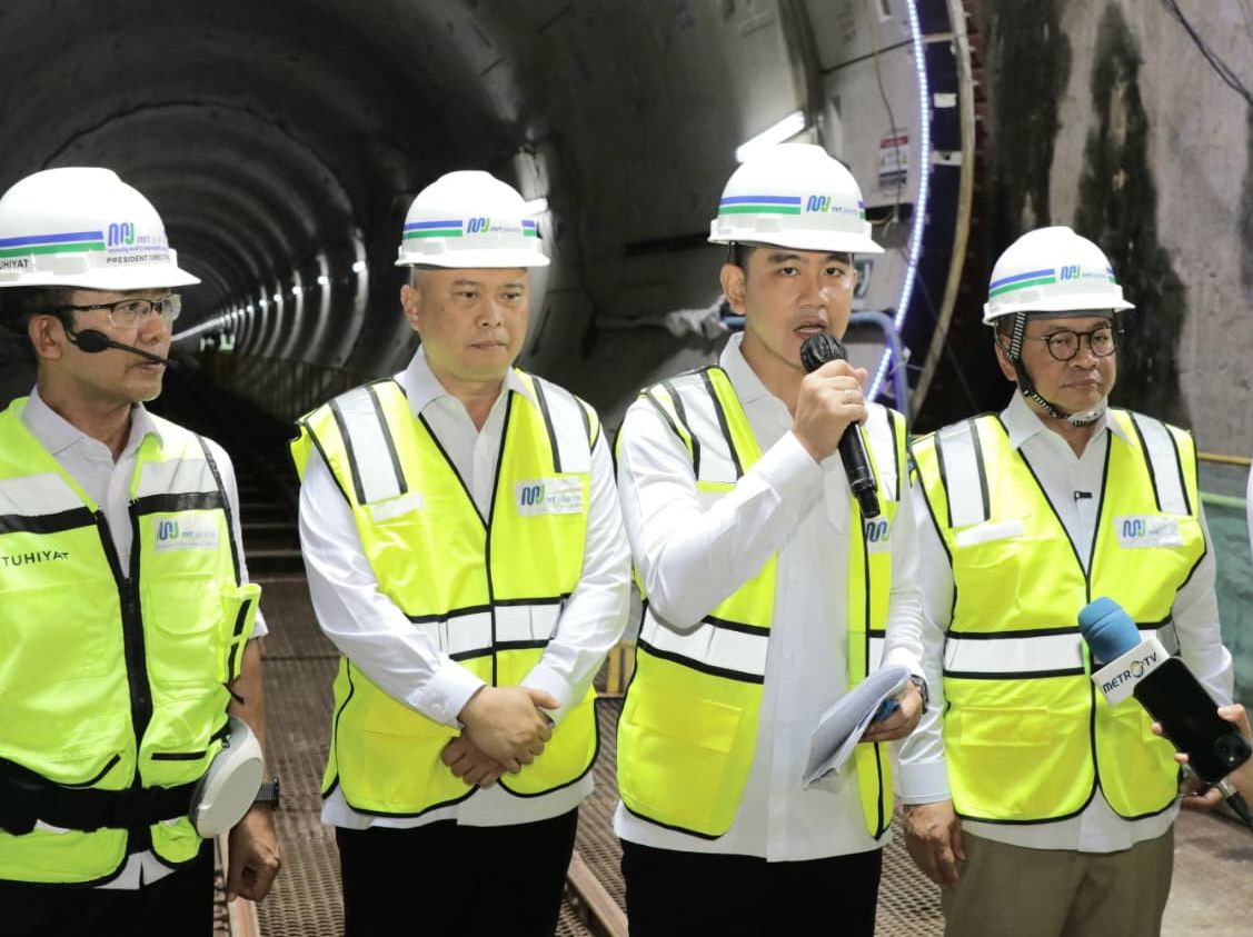 Gibran bareng Pramono tinjau Proyek MRT Fase 2A <b>(Pemprov DKI)</b>