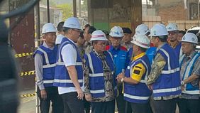 Pemerintah DKI Jakarta mempercepat pembangunan Flyover Latumenten di Grogol untuk mengatasi kemacetan dan meningkatkan konektivitas transportasi publik.