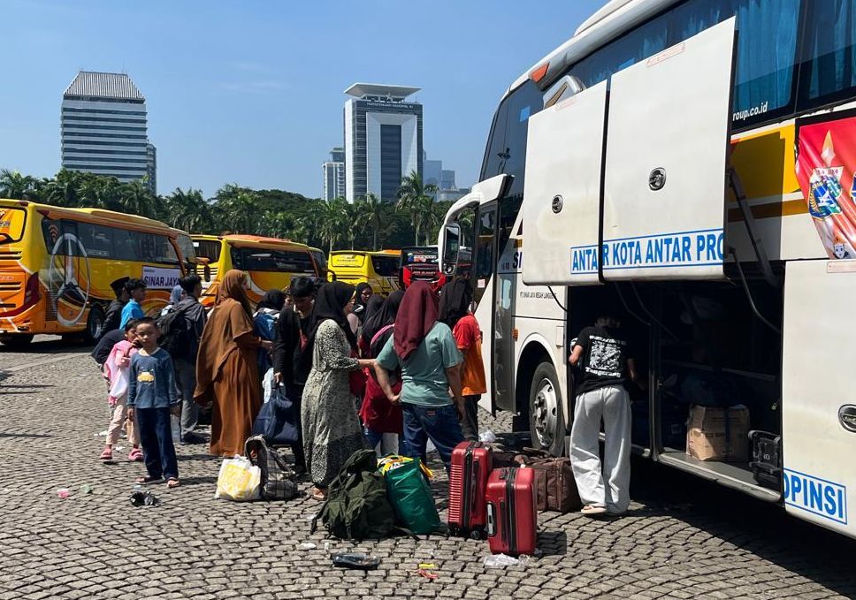 Mudik gratis DKI Jakarta  <b>(Ntvnews.id/Adiansyah)</b>