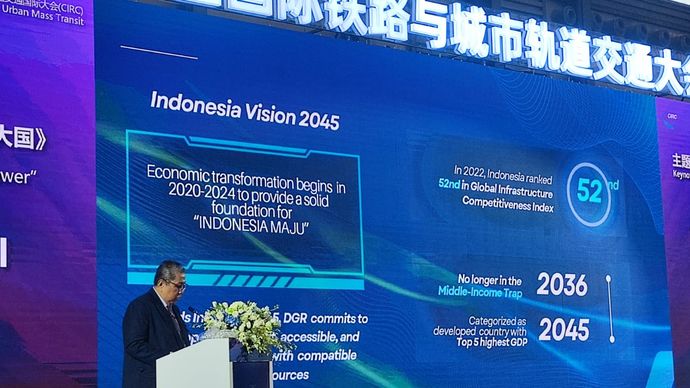 Pemerintah tawarkan pengembangan tiga proyek kereta api Indonesia di Forum Internasional Shanghai