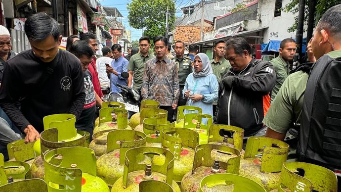 Wakil Presiden (Wapres) Gibran Rakabuming mendatangi salah satu pangkalan gas 3 kg bernama Toko Merry/ist