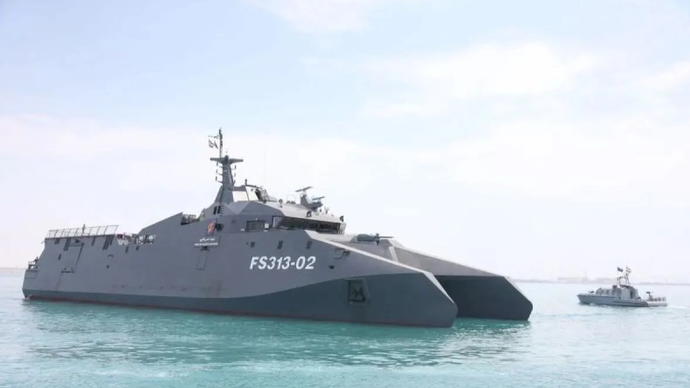 Arsip foto - Kapal milik Korps Garda Revolusi Islam (Islamic Revolutionary Guard Corps/IRGC) terlihat dalam sebuah upacara peringatan Hari Teluk Persia Nasional di Teluk Persia dekat Bushehr, Iran, Senin (29/4/2024). ANTARA/Xinhua/Shadati/aa.