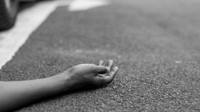 Seorang pejalan kaki berinisial S (27) meninggal dunia setelah terlindas bus Transjakarta di Jalan Margasatwa Raya, Jakarta Selatan tepatnya di Bus Stop Taman DDN, Pondok Labu, Kamis, 12 Februari 2026 sekitar pukul 14.20 WIB.