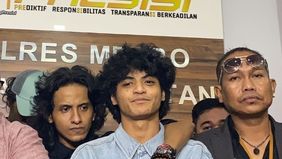Vadel Badjideh dituntut 12 tahun penjara dan denda Rp1 miliar terkait kasus asusila anak Nikita Mirzani.