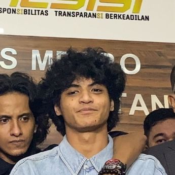 Vadel Badjideh Dituntut 12 Tahun Penjara dan Denda Rp1 Miliar