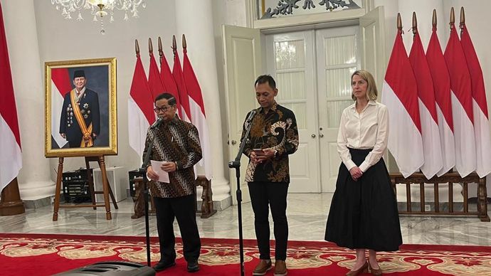 Pramono Anung dan pihak YouTube