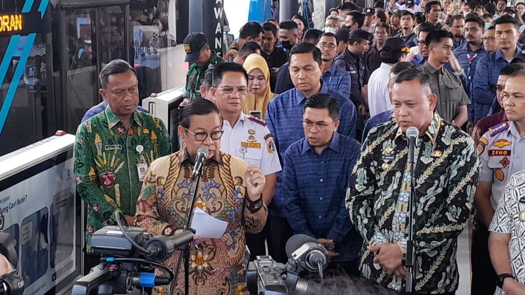 Pramono Anung dan Walkot Bekasi  <b>(Ntvnews.id/ Adiansyah)</b>