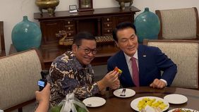 Gubernur DKI Jakarta, Pramono Anung menerima kunjungan Wali Kota Nonsan, Baek Sung Hyun bersama delegasi di Balai Kota Jakarta pada Kamis, 4 Desember 2025.