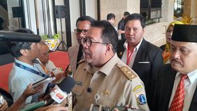 Wakil Gubernur DKI Jakarta Rano Karno menegaskan komitmennya untuk segera menangani tanggul Pantai Mutiara, Jakarta Utara, setelah muncul laporan terkait rembesan air laut yang semakin mengkhawatirkan.