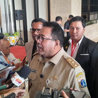 Janji Rano Karno Perbaiki Tanggul Mutiara yang Rembes