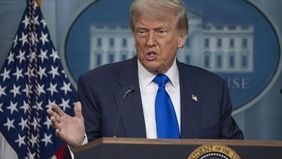Presiden Amerika Serikat, Donald Trump, menyampaikan bahwa Presiden Ukraina, Volodymyr Zelenskyy, tidak seharusnya melancarkan serangan ke Moskow. 