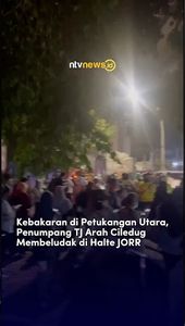 Kebakaran di Petukangan Jakarta Utara, Penumpang Tj Arah Ciledug Membludak di Halte JORR | NTVNEWSID