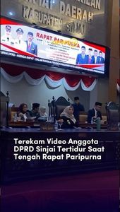 Terekam Video Anggota DPRD Sinjai Tertidur saat Tengah Rapat Paripurna | NTVNEWSID