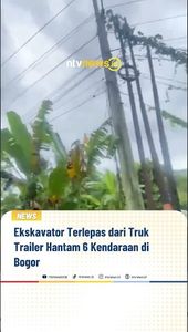 Ekskavator Terlepas dari Truk Trailer Hantam 6 Kendaraan di Bogor | NTVNEWSID