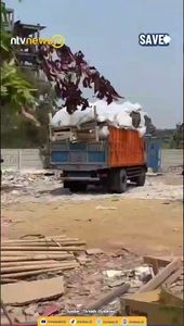 Penampakan Motor Trail MBG Senilai Ratusan Miliar di Lahan Pembuangan, Terbengkalai?