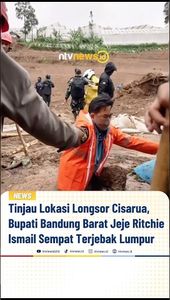 Tinjau Lokasi Cisarua, Bupati Bandung Barat Jeje Ritchie Ismail Sempat Terjebak Lumpur | NTVNEWSID
