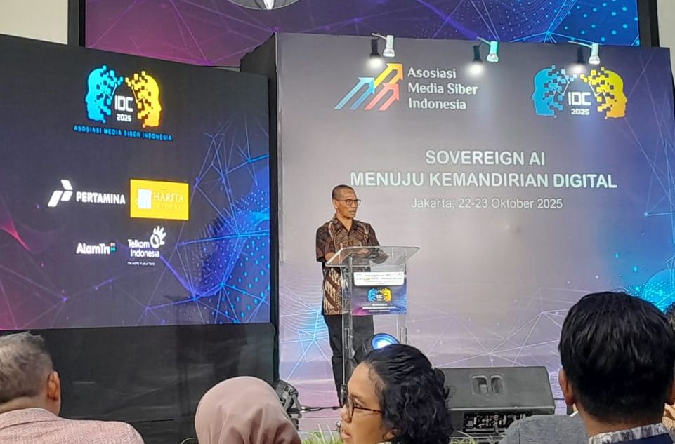 Ketua Komisi Digital dan Sustainability Dewan Pers, Dahlan Dahi <b>(NTVNews.id/ Adiansyah)</b>