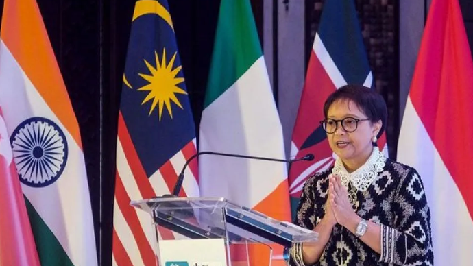 Arsip - Menteri Luar Negeri RI periode 2014-2024 Retno Marsudi menyampaikan paparan saat pembukaan World Public Relations Forum (WPRF) 2024 di Nusa Dua, Badung, Bali, Rabu (20/11/2024). 