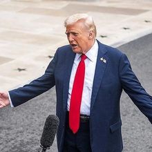 Trump Blak-blakan Bantu Israel Serang Iran: Untuk Lenyapkan Rezim Iran