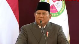 Prabowo Cerita Masih Baca Buku Sebelum Tidur: Sekarang Ada Chat GPT-Tanya Om Google