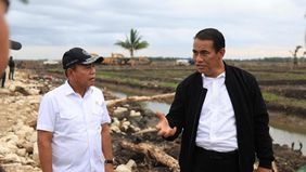 Wakil Menteri Pertahanan RI M. Herindra melakukan kunjungan kerja bersama Menteri Pertanian Andi Amran Sulaiman ke Kampung Wanam.