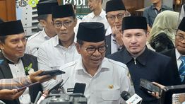 Pramono Tak Ingin Nelayan Terganggu Akibat Ada Pagar Beton Laut Cilincing