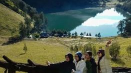 Gunung Semeru Terbakar, 170 Pendaki Berhasil Dievakuasi dalam Kondisi Selamat