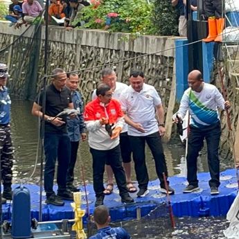 Pramono Cek Anak Buah yang Nangkap Ikan Sapu-Sapu