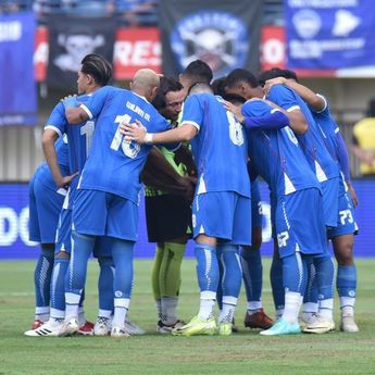Prediksi Super League: Persib Bandung vs Persebaya Surabaya