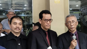 Tersangka kasus dugaan ijazah palsu Presiden RI ke-7 Joko Widodo, Roy Suryo, menanggapi langkah Rismon Hasiholan Sianipar yang mengajukan keadilan restoratif (restorative justice/RJ) dalam perkara tersebut di Polda Metro Jaya.
