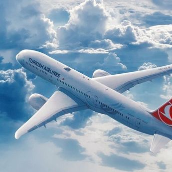 Pesawat Turkish Airlines yang Angkut 267 Penumpang Tabrak Tiang Antena Radar di Bandara Antalya