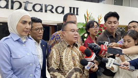 Wakil Ketua DPR RI Sufmi Dasco Ahmad menyampaikan apresiasi atas langkah pemerintah melakukan pergantian jajaran pimpinan di Badan Gizi Nasional (BGN). Menurutnya, keputusan tersebut menunjukkan komitmen pemerintah dalam menindaklanjuti berbagai masu