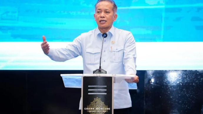 Menteri Koperasi Ferry Juliantono menyampaikan paparan dalam Rapat Koordinasi Nasional (Rakornas) Kementerian Koperasi di Jakarta, Rabu (13/5/2026). ANTARA/HO-Kemenkop.