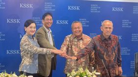 Ketua Dewan Komisioner Otoritas Jasa Keuangan (OJK) Friderica Widyasari Dewi menyampaikan Indeks Harga Saham Gabungan (IHSG) mulai menunjukkan penguatan di tengah dinamika ekonomi global.