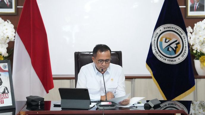 Menteri Transmigrasi Republik Indonesia, M. Iftitah Sulaiman Suryanagara