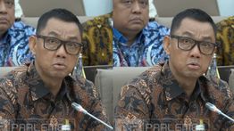 Dirut PLN: Kami Tak Pernah Mikirkan Sebelumnya Gardu Terendam Lumpur, Tiang Listrik Ambruk di Banjir Sumatera