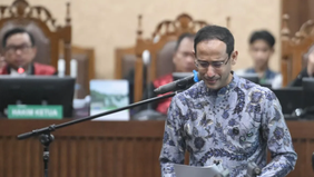 Nadiem Anwar Makarim, Menteri Pendidikan, Kebudayaan, Riset, dan Teknologi periode 2019&ndash;2024, menyinggung sejumlah kasus hukum yang pernah menjerat tokoh publik, termasuk Thomas Trikasih Lembong, saat membacakan pleidoi atau nota pembelaan.