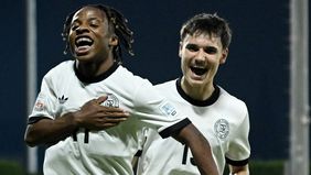 Sebanyak 32 tim nasional resmi memastikan tempat di babak 32 besar Piala Dunia U-17 2025 usai seluruh pertandingan fase grup rampung pada Selasa, 11 November 2025. Dengan hasil ini, daftar lengkap kontestan untuk fase gugur telah ditentukan.