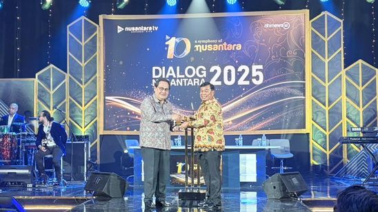 CEO Danantara Rosan Roeslani Raih Anugerah Bakti Nusantara 2025
