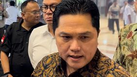 Menteri Badan Usaha Milik Negara (BUMN) Erick Thohir menghadiri rapat kerja terakhir dengan Komisi VI DPR.