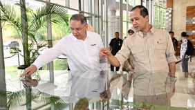 Kementerian Transmigrasi (Kementrans) bekerja sama dengan Universitas Padjadjaran (Unpad) mendorong pengembangan ubi jalar tidak hanya dari sisi produksi, tetapi juga hingga pengolahan menjadi produk bernilai tambah melalui proses industrialisasi.
