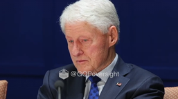 Namanya Muncul di Epstein Files, Bill Clinton Klarifikasi Foto Berendam di Hot Tub