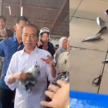 Viral Detik-detik Ikan di Pasar Jatuh Depan Jokowi