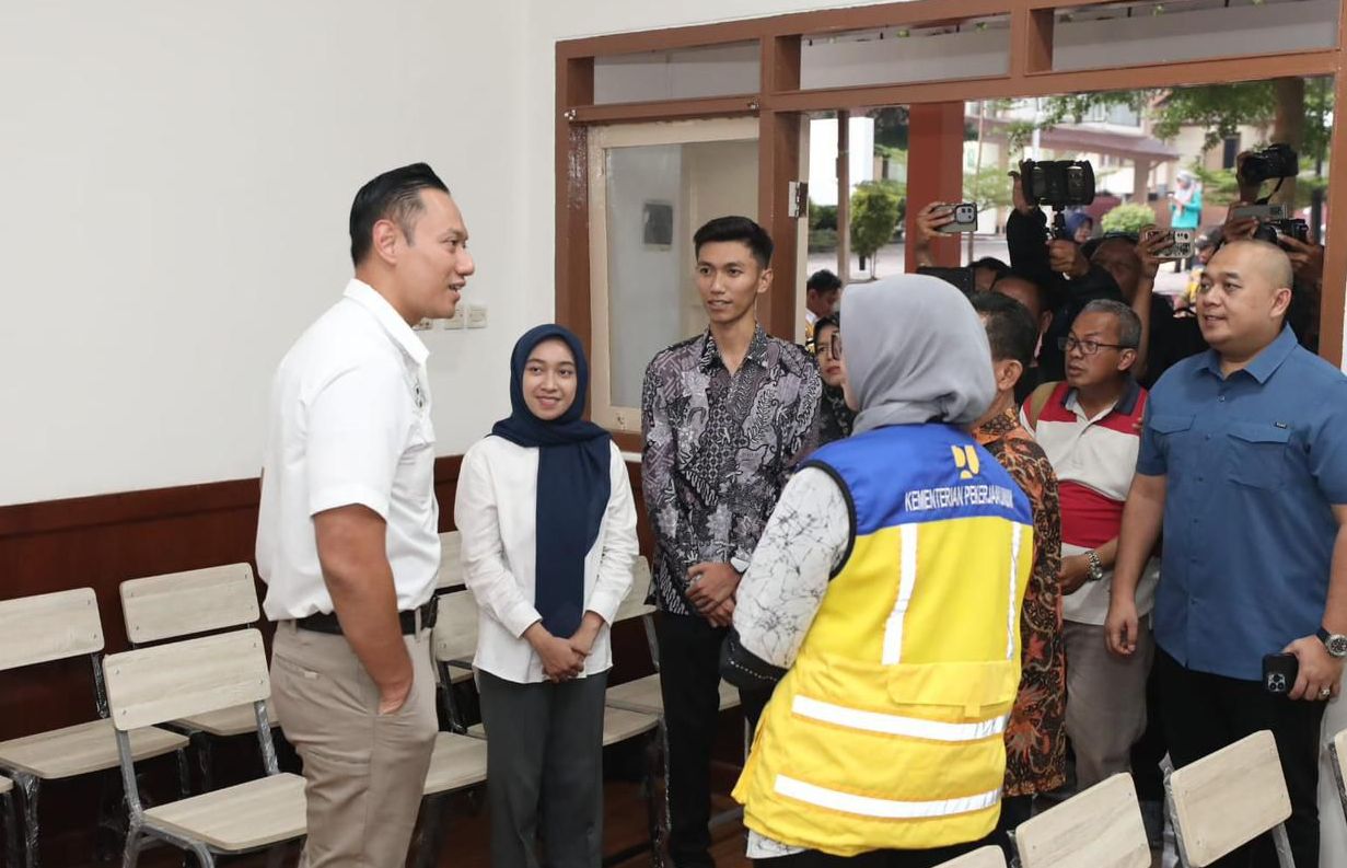AHY Tinjau Sekolah Rakyat di Magelang <b>(KemenkoInfra/ NTVNews.id)</b>